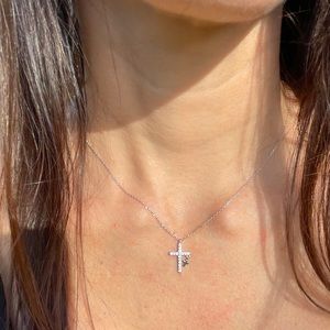 925 Sterling silver Cubic Zirconia cross necklace